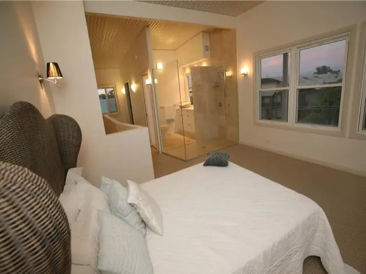 Fourth view of Homely house listing, 1/181 Stratton Tce, Manly QLD 4179