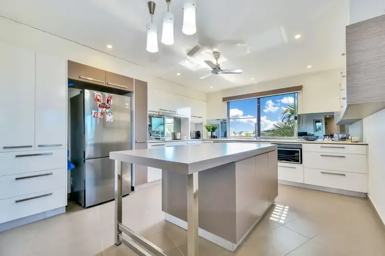 8/13 Somerville Gardens, Parap NT 820