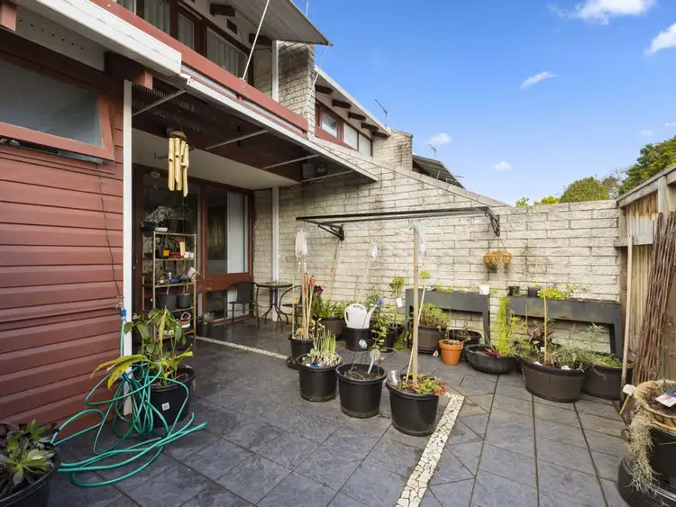 Main view of Homely townhouse listing, 2/18 Combine Street, Coffs Harbour NSW 2450