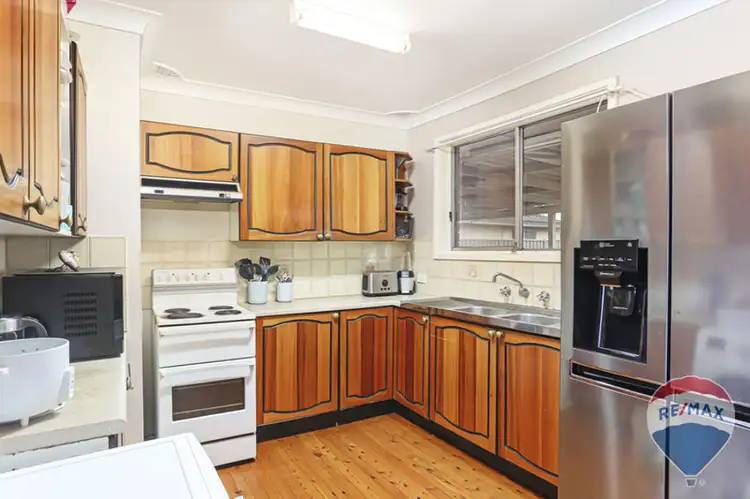 Fourth view of Homely house listing, 21 DEBORAH CRESCENT, Cambridge Park NSW 2747