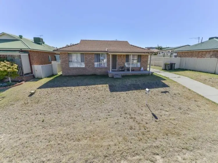 Main view of Homely house listing, 10 Leonora Crescent, Kootingal NSW 2352