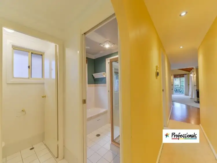 Sixth view of Homely house listing, 31 Amaroo Road, Tamworth NSW 2340