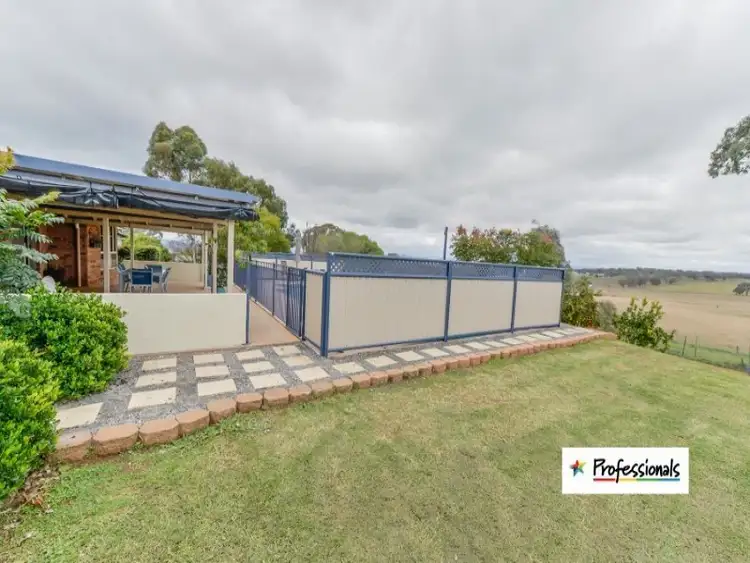 Seventh view of Homely house listing, 15 Lawrence Avenue, Tamworth NSW 2340