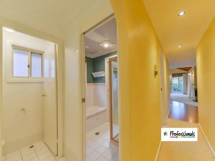 Sixth view of Homely house listing, 31 Amaroo Road, Tamworth NSW 2340