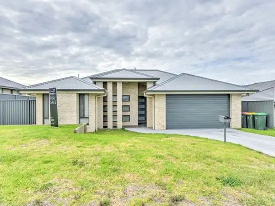 5 Reginald Drive, Kootingal NSW 2352