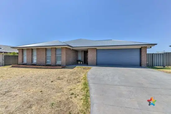 Main view of Homely house listing, 5 Galloway Place, Tamworth NSW 2340