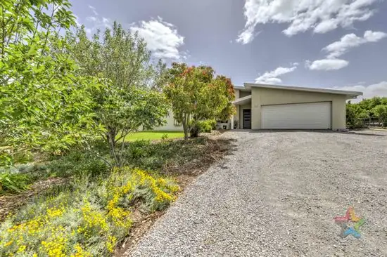 20 Barrington Drive, Tamworth NSW 2340