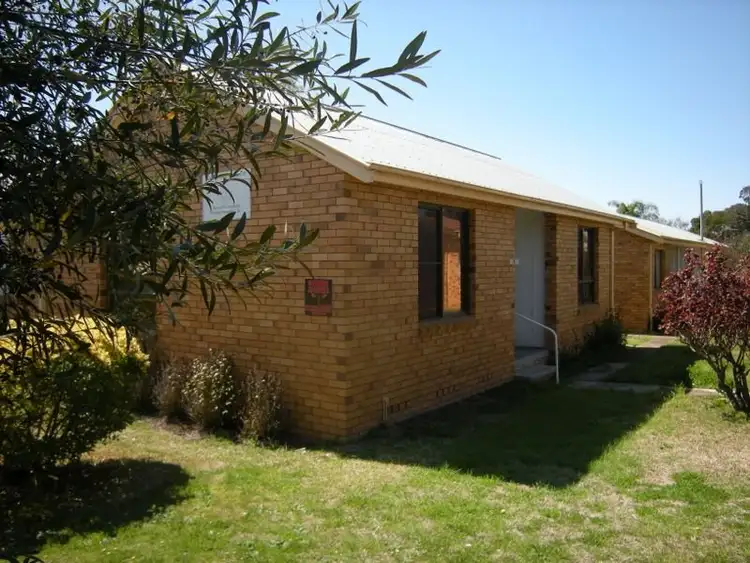 4 Bent Street, Tamworth NSW 2340