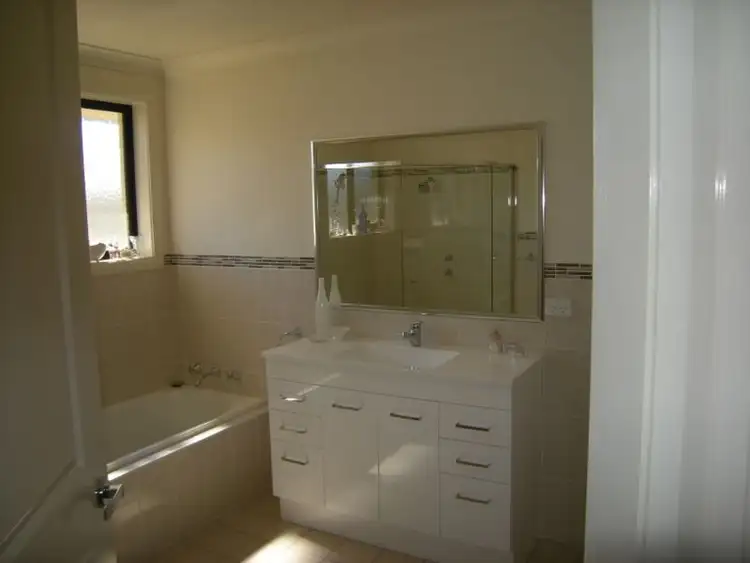 Third view of Homely house listing, 3 Kalinda Place, Tamworth NSW 2340
