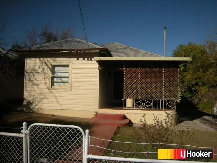 123 Piper Street, Tamworth NSW 2340