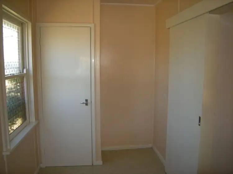 Seventh view of Homely block of units listing, 10-12 Lorraine Street, Tamworth NSW 2340