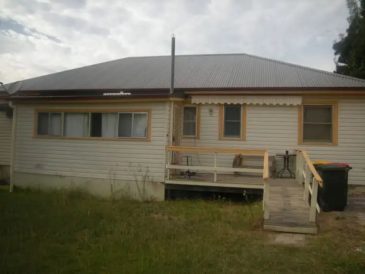 Fifth view of Homely house listing, 2 Cambridge Street, Tamworth NSW 2340