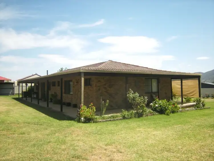 149 Calala Lane, Tamworth NSW 2340