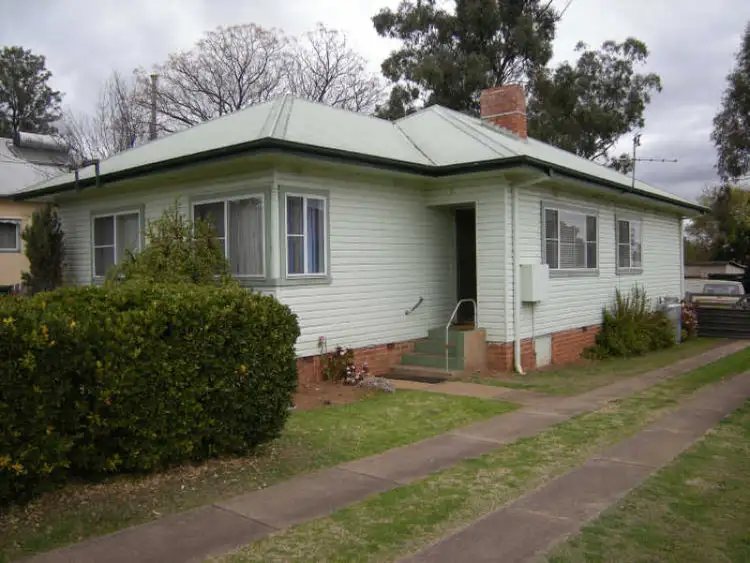 Main view of Homely house listing, 21 Parry Street, Tamworth NSW 2340