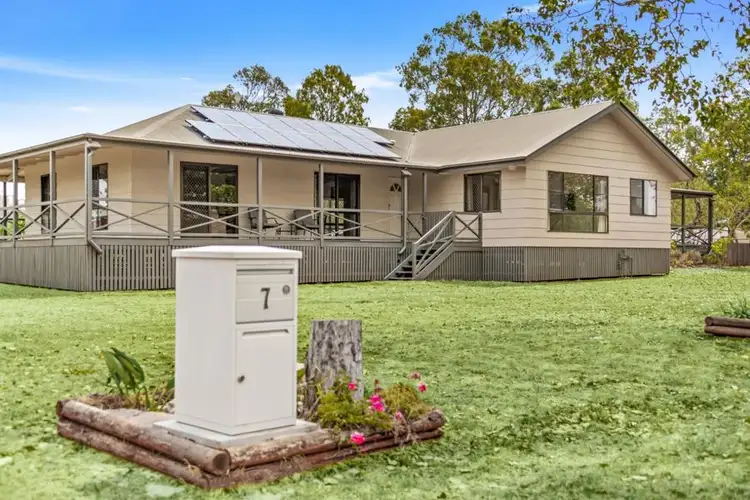 7 Bowtell Drive, Highfields QLD 4352