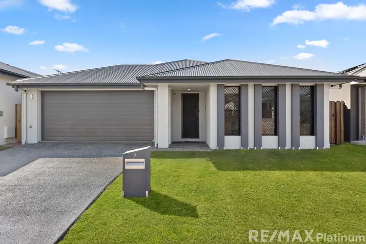 7 Palatial Crescent, Narangba QLD 4504