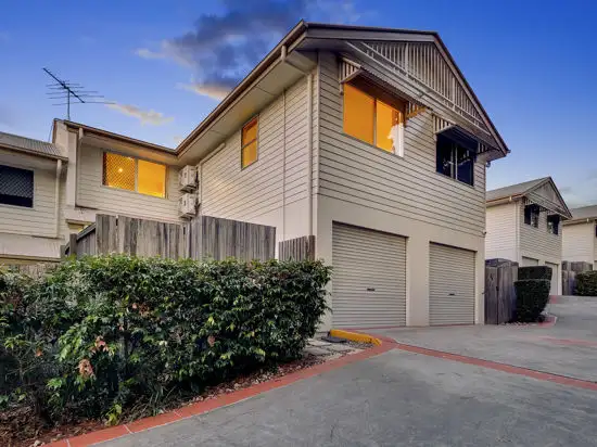 Second view of Homely townhouse listing, 2/15 San Mateo Boulevard, Eight Mile Plains QLD 4113