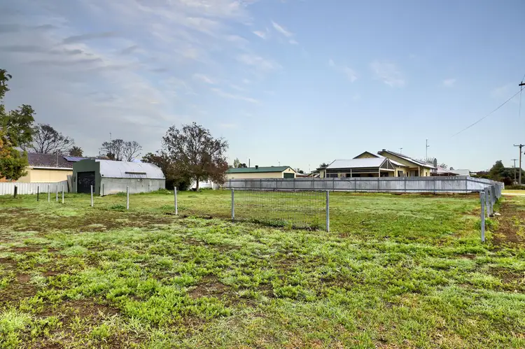 488 St Michael Street, Deniliquin NSW 2710