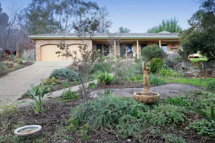 34 Churchill Ave, Wagga Wagga NSW 2650