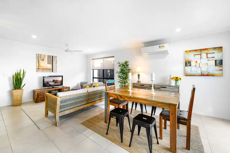 8 Haley St, Palmview QLD 4553