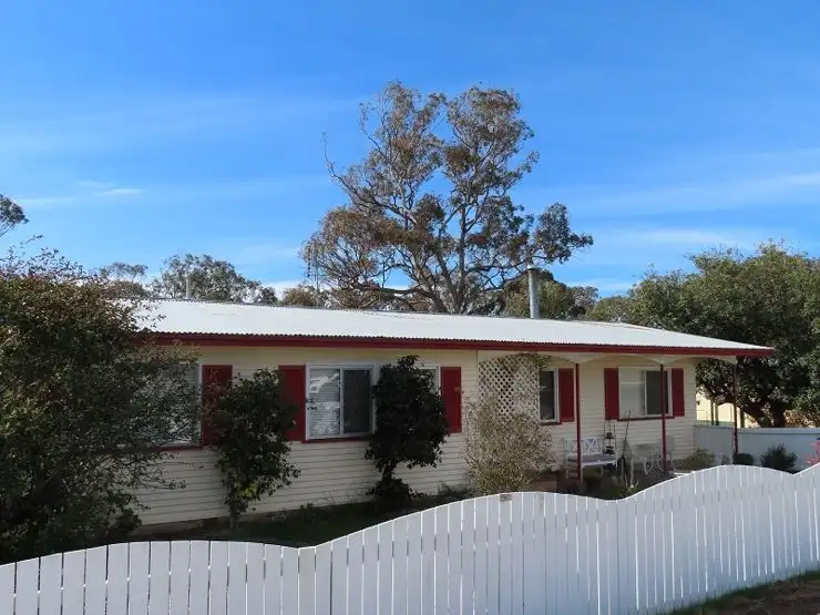 124 Lock Street, Stanthorpe QLD 4380