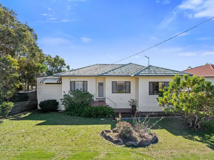 15 Waterloo Street, Woolgoolga NSW 2456