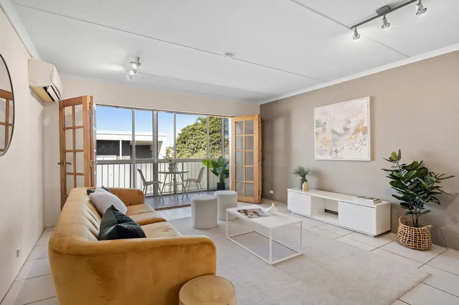 Main view of Homely unit listing, 8/675 Wynnum Rd (CNR Abinger St), Morningside QLD 4170