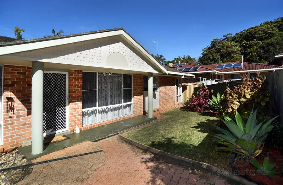 Main view of Homely villa listing, 2/50 James Small Drive, Korora NSW 2450