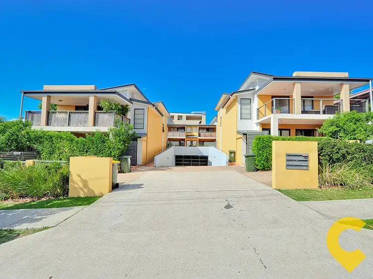 Main view of Homely unit listing, 4/10 Amelia Street, Coorparoo QLD 4151