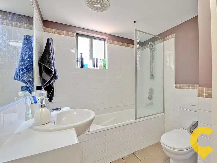 Fifth view of Homely unit listing, 4/10 Amelia Street, Coorparoo QLD 4151