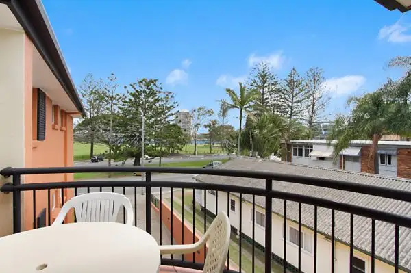 11/205 Boundary Street, Rainbow Bay QLD 4225