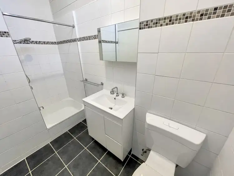 Sixth view of Homely unit listing, 4/21 Charles Street, West Gladstone QLD 4680