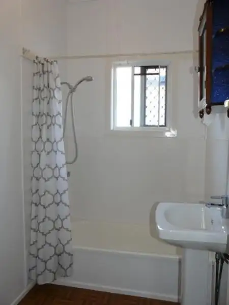 Fifth view of Homely house listing, 33 HAWTHORNE STREET, Woody Point QLD 4019