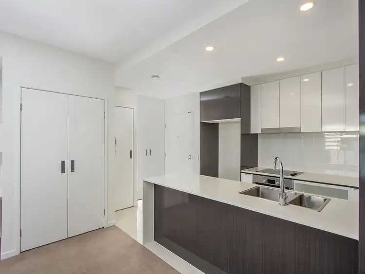 Third view of Homely apartment listing, 70/55 Princess Street, Kangaroo Point QLD 4169