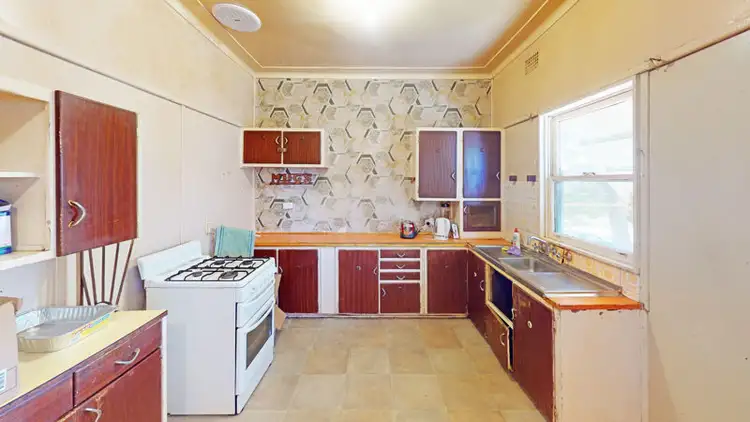 Fifth view of Homely house listing, 19 Robert Street, Junee NSW 2663