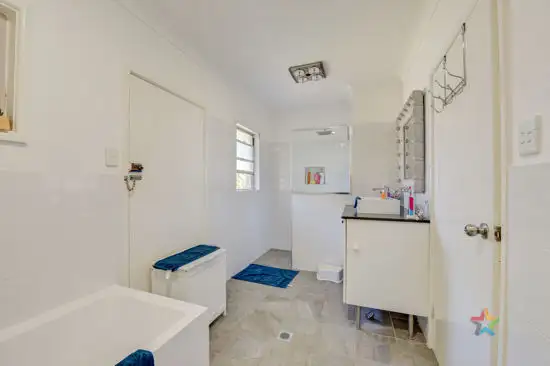Seventh view of Homely house listing, 4 Myrene Avenue, Tamworth NSW 2340