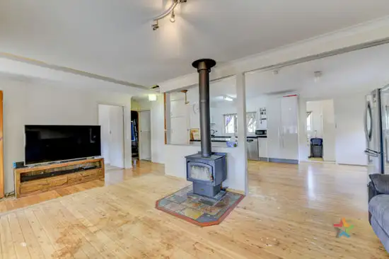 Fourth view of Homely house listing, 4 Darrell Road, Tamworth NSW 2340