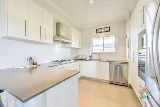 Second view of Homely house listing, 5 Peak Drive, Tamworth NSW 2340
