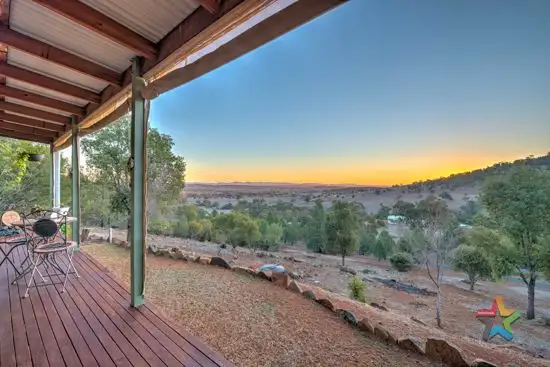 124 Stirling Road, Tamworth NSW 2340
