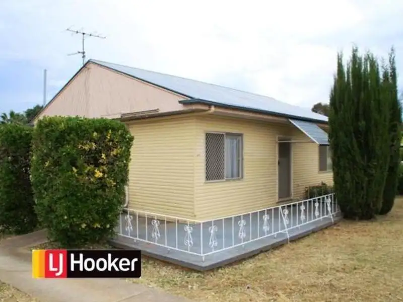 Main view of Homely house listing, 37 Byrnes Avenue, Tamworth NSW 2340