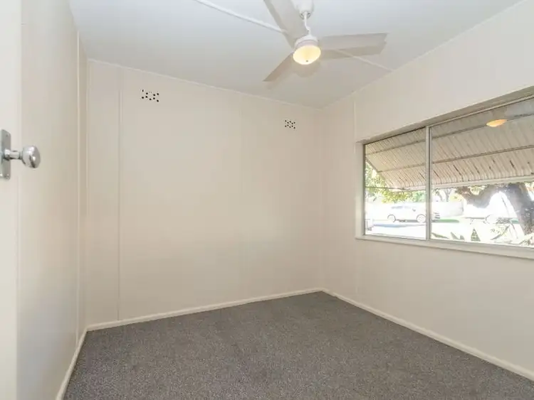 Sixth view of Homely unit listing, 2/111 Robert Street, Tamworth NSW 2340