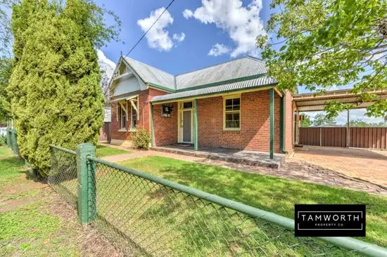 Main view of Homely house listing, 105 Johnston Street, Tamworth NSW 2340
