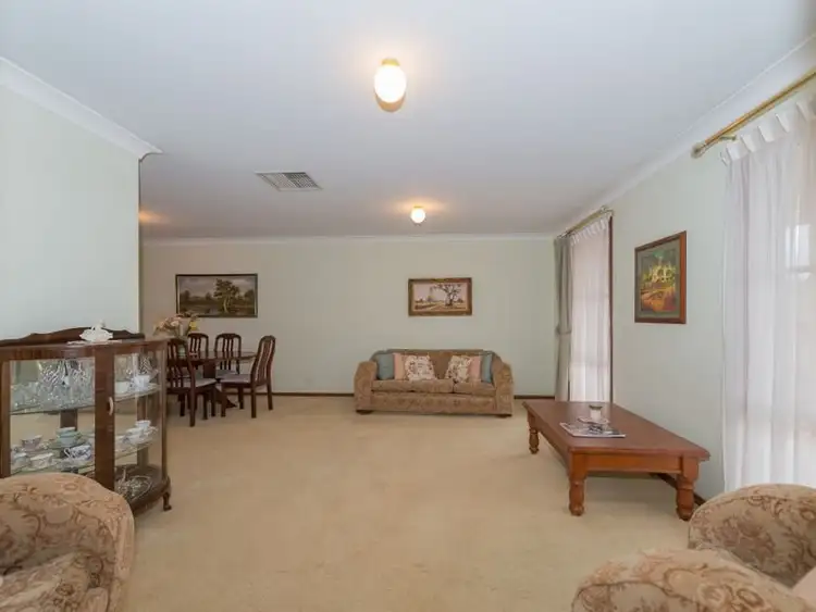 Fifth view of Homely house listing, 4 Baringa Place, Tamworth NSW 2340