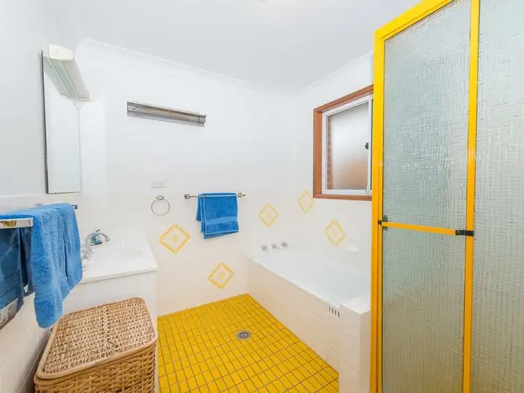 Seventh view of Homely house listing, 4 Baringa Place, Tamworth NSW 2340