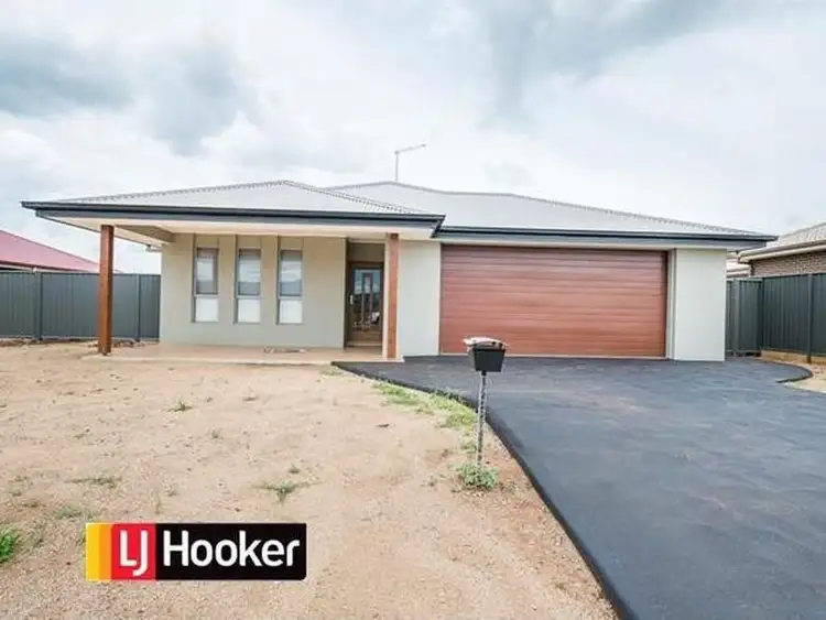 Main view of Homely house listing, 27 Grand Meadow Drive, Tamworth NSW 2340