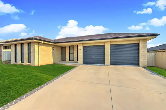 15 Orley Drive, Tamworth NSW 2340