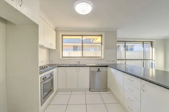Fifth view of Homely house listing, 2 Bottlebrush Cove, Tamworth NSW 2340