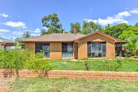 Fourth view of Homely house listing, 7 Lawson Place, Tamworth NSW 2340