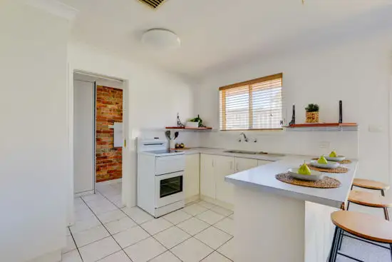 Fifth view of Homely unit listing, 2/12 Curlew Crescent, Tamworth NSW 2340