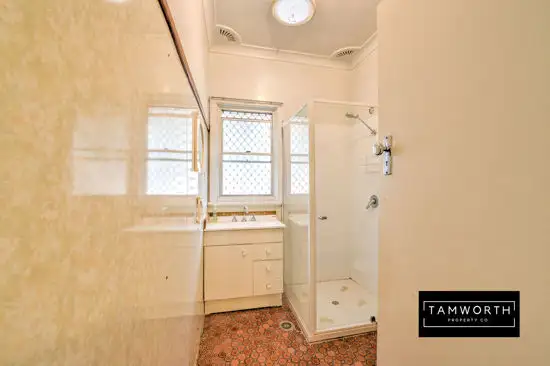 Fifth view of Homely house listing, 31 Bell Street, Tamworth NSW 2340